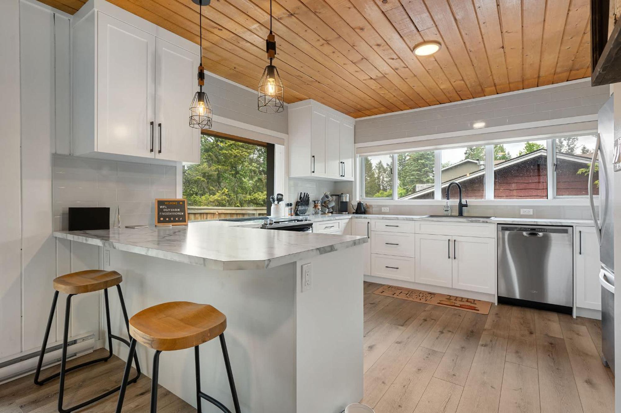 Merlot Mountain I Ping Pong I Sleep 7 I 55 Rokutv Invermere Exterior photo
